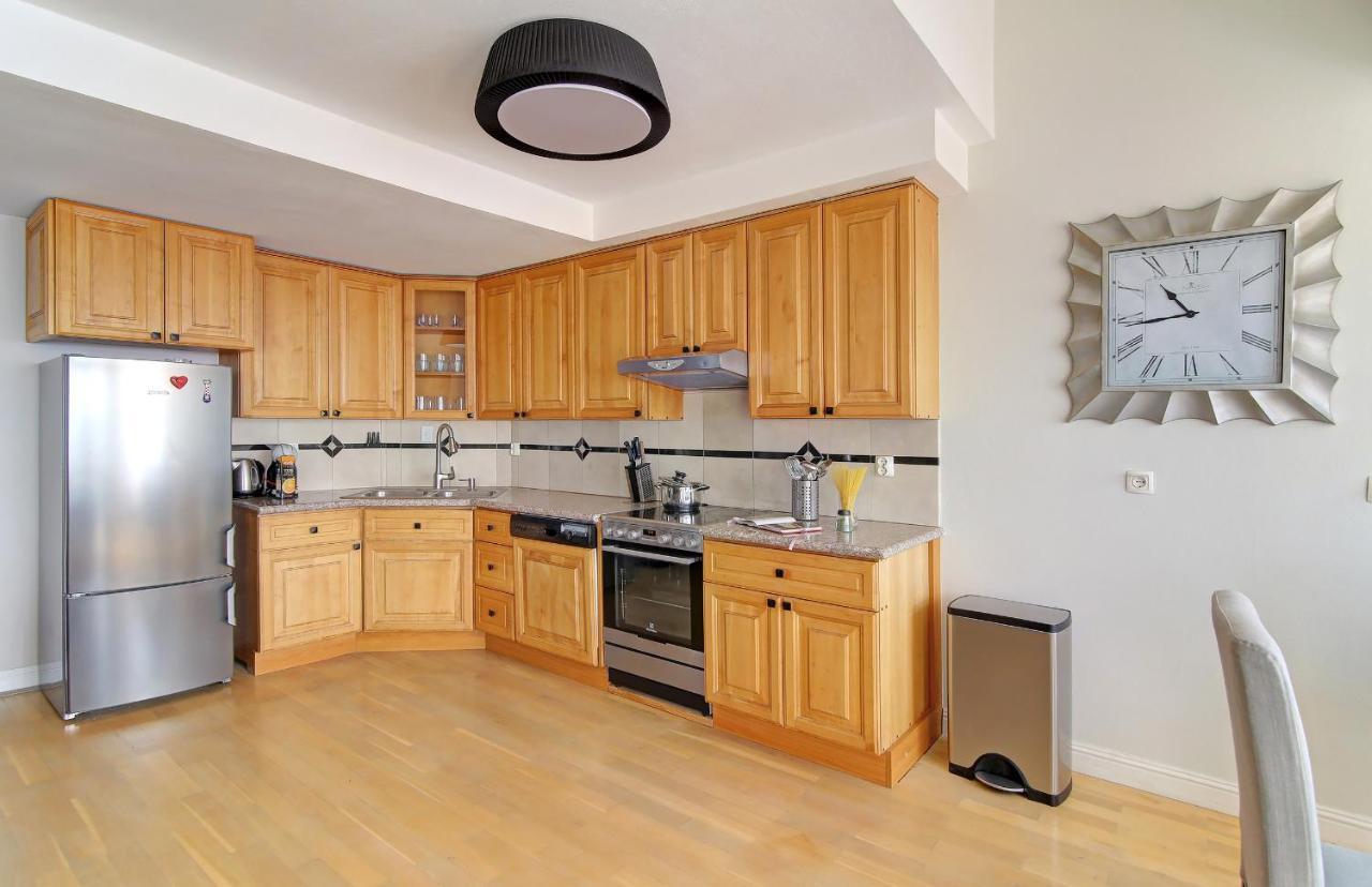 Spacious 2 Bedroom Apt Luxeview- Oldtownview, 10Min To Town Дубровник Экстерьер фото